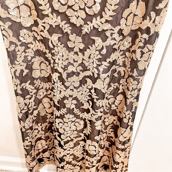Tadashi Shoji black gold illusion sequins gown size 12 - Picture 9 of 14